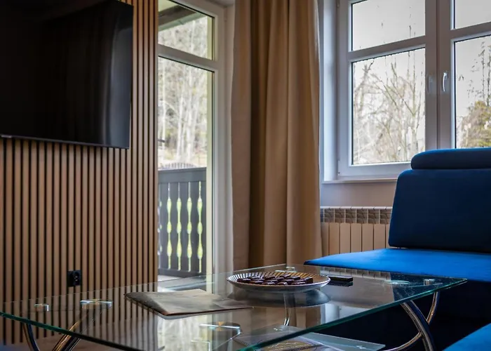 Apart-invest Latte שצ'קלארסקה פוראובה