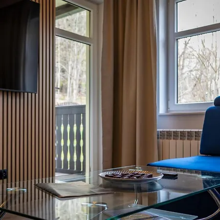 Apart-invest Latte 斯克拉斯卡波伦巴